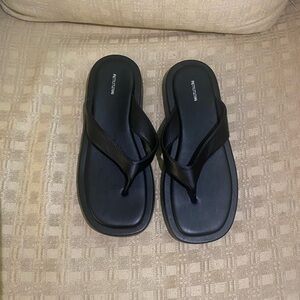 PrettyLittleThing Black Sandals